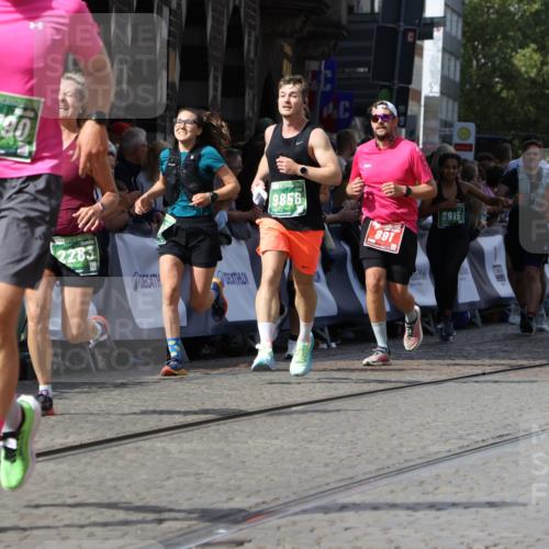 13.09.2026 - 21. swb-Marathon Bremen Strokosch-Dieckow http://msf.ph/oto/10352949 13.09.2026 13:33:14 Ziel 891, 1532, 2638, 3167, 3404, 3773, 3902, 4194, 4233, 4659, 5009, 5090, 5410, 5581, 5657, 5706, 5749, 6018, 6786, 6941, 7756, 8367, 8506, 9292, 9406, 9745, 9829, 10048, 13019, 13039, 13092, 13146, 13164, 13232, 13234, 13247, 831, 1124, 2283, 2980, 4052, 4219, 4243, 4492, 4536, 4543, 4565, 5040, 5560, 5660, 5726, 5790, 5861, 5862, 5914, 6421, 6597, 6614, 6777, 6915, 6997, 7145, 7421, 7789, 8177, 8501, 8599, 8602, 9206, 9616, 9856 meine-sportfotos.de