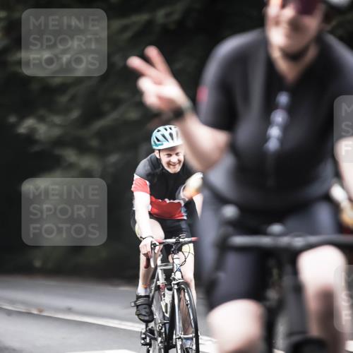 13.09.2026 - Stadtparktriathlon H.Heesch http://msf.ph/oto/10352972 13.09.2026 11:07:36 Radfahren 382, 543, 553, 568, 583 meine-sportfotos.de