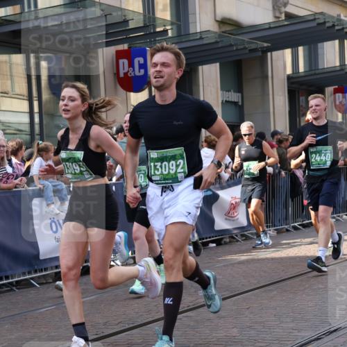13.09.2026 - 21. swb-Marathon Bremen Strokosch-Dieckow http://msf.ph/oto/10352997 13.09.2026 13:32:48 Ziel 891, 1532, 2283, 2393, 2440, 2638, 2818, 2959, 3167, 3404, 3710, 3773, 4194, 4260, 4408, 4659, 5090, 5191, 5324, 5395, 5410, 5706, 5749, 5790, 5981, 6018, 6941, 7467, 7756, 7788, 7830, 8061, 9269, 9292, 9406, 9745, 9829, 10048, 13019, 13028, 13039, 13092, 13093, 13101, 13146, 13164, 13247, 1437, 1687, 2292, 2293, 2611, 2638, 2992, 3354, 3429, 3878, 3895, 3902, 4233, 4263, 4323, 4380, 4862, 5009, 5398, 5581, 6593, 6760 meine-sportfotos.de