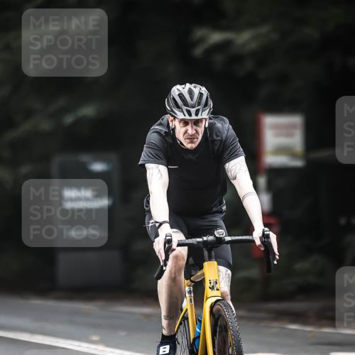 13.09.2026 - Stadtparktriathlon H.Heesch http://msf.ph/oto/10353040 13.09.2026 11:07:39 Radfahren 382, 543, 553, 568, 583 meine-sportfotos.de