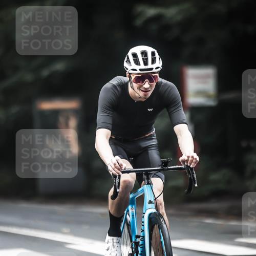 13.09.2026 - Stadtparktriathlon H.Heesch http://msf.ph/oto/10353060 13.09.2026 11:07:43 Radfahren 543, 548, 553, 583, 649 meine-sportfotos.de