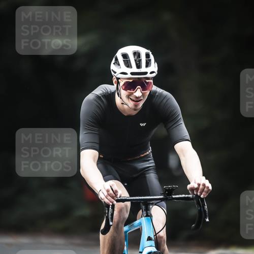 13.09.2026 - Stadtparktriathlon H.Heesch http://msf.ph/oto/10353072 13.09.2026 11:07:43 Radfahren 543, 548, 553, 583, 649 meine-sportfotos.de