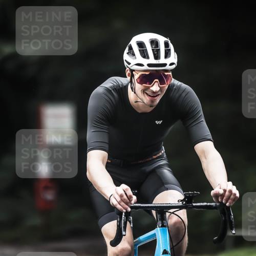 13.09.2026 - Stadtparktriathlon H.Heesch http://msf.ph/oto/10353076 13.09.2026 11:07:43 Radfahren 543, 548, 553, 583, 649 meine-sportfotos.de