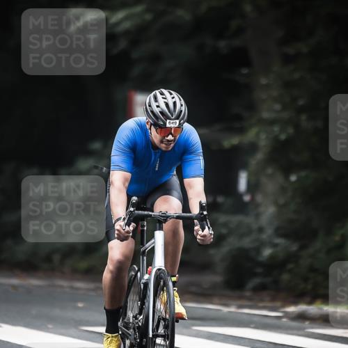 13.09.2026 - Stadtparktriathlon H.Heesch http://msf.ph/oto/10353102 13.09.2026 11:07:49 Radfahren 529, 548, 622, 649 meine-sportfotos.de