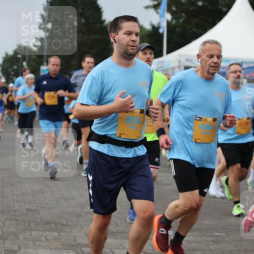 13.09.2026 - Kiel Lauf Andreas Tolksdorf http://msf.ph/oto/10353157 13.09.2026 09:56:55 Kiellinie 39, 3535, 174, 4044 meine-sportfotos.de