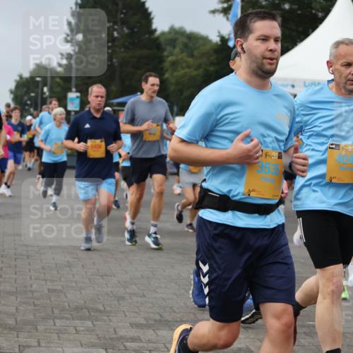 13.09.2026 - Kiel Lauf Andreas Tolksdorf http://msf.ph/oto/10353164 13.09.2026 09:56:56 Kiellinie 38, 5778, 3535, 38, 4044, 6179 meine-sportfotos.de