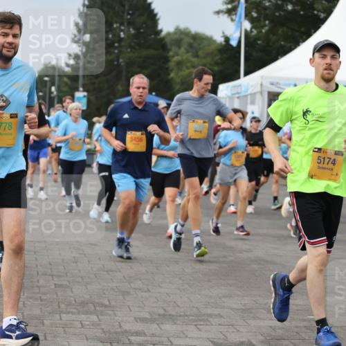 13.09.2026 - Kiel Lauf Andreas Tolksdorf http://msf.ph/oto/10353176 13.09.2026 09:56:56 Kiellinie 5778, 5456, 1377, 38, 5174 meine-sportfotos.de
