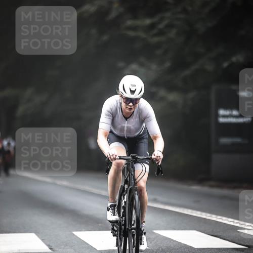 13.09.2026 - Stadtparktriathlon H.Heesch http://msf.ph/oto/10353210 13.09.2026 09:29:41 Radfahren 104, 117, 118, 161, 188, 189, 201 meine-sportfotos.de