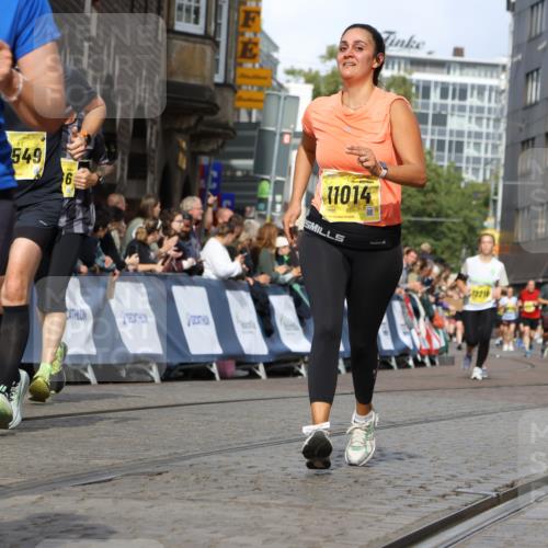 13.09.2026 - 21. swb-Marathon Bremen Strokosch-Dieckow http://msf.ph/oto/10353213 13.09.2026 10:55:24 Ziel 10555, 10646, 10901, 11001, 11620, 11631, 11860, 11889, 11908, 11976, 12201, 12313, 13592, 10203, 10256, 10297, 10379, 10529, 10788, 10881, 11377, 11414, 11557, 11748, 11862, 11941, 11975, 11977, 12030, 12150, 12348 meine-sportfotos.de