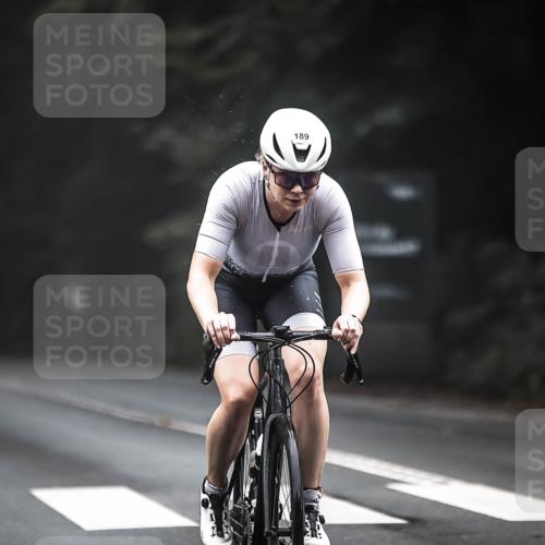 13.09.2026 - Stadtparktriathlon H.Heesch http://msf.ph/oto/10353224 13.09.2026 09:29:41 Radfahren 104, 117, 118, 161, 188, 189, 201 meine-sportfotos.de