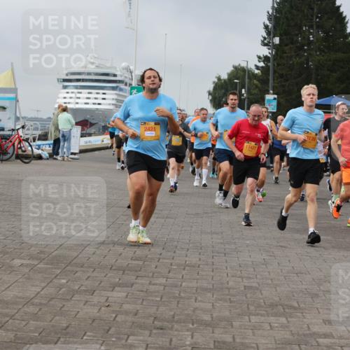 13.09.2026 - Kiel Lauf Andreas Tolksdorf http://msf.ph/oto/10353234 13.09.2026 09:57:01 Kiellinie 2421, 11427, 3139 meine-sportfotos.de