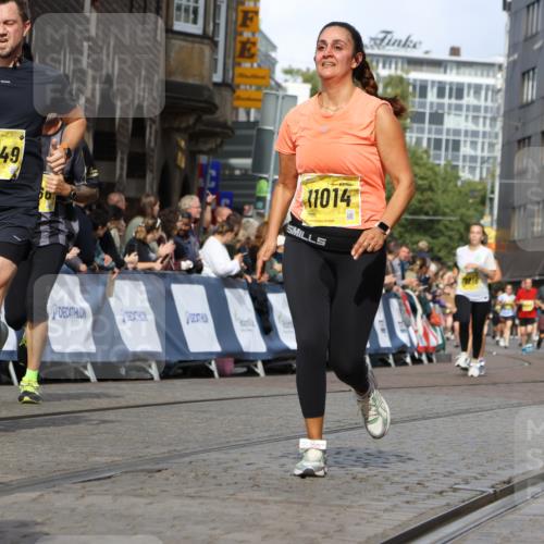 13.09.2026 - 21. swb-Marathon Bremen Strokosch-Dieckow http://msf.ph/oto/10353246 13.09.2026 10:55:24 Ziel 10555, 10646, 10901, 11001, 11620, 11631, 11860, 11889, 11908, 11976, 12201, 12313, 13592, 10203, 10256, 10297, 10379, 10529, 10788, 10881, 11377, 11414, 11557, 11748, 11862, 11941, 11975, 11977, 12030, 12150, 12348 meine-sportfotos.de