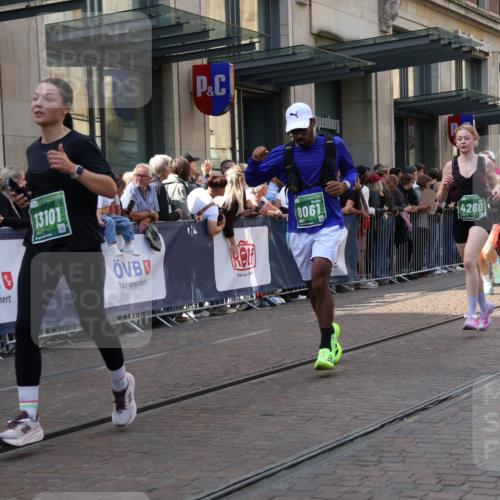 13.09.2026 - 21. swb-Marathon Bremen Strokosch-Dieckow http://msf.ph/oto/10353271 13.09.2026 13:32:56 Ziel 831, 1124, 2283, 2393, 2440, 2818, 2959, 2980, 3404, 3710, 4052, 4243, 4260, 4408, 4492, 4536, 4565, 4659, 5040, 5191, 5324, 5395, 5410, 5560, 5660, 5749, 5790, 5861, 5862, 5914, 5981, 6421, 6597, 6614, 6777, 6915, 6997, 7145, 7421, 7467, 7788, 7789, 7830, 8061, 8599, 8602, 9206, 9269, 9292, 9616, 9856, 13019, 13028, 13039, 13084, 13092, 13093, 13101, 13146, 891, 1437, 1532, 2611, 2638, 3167, 3354, 3404, 3773, 3895, 3902, 4194, 4233, 4323, 4862, 5009, 5090, 5398, 5581 meine-sportfotos.de