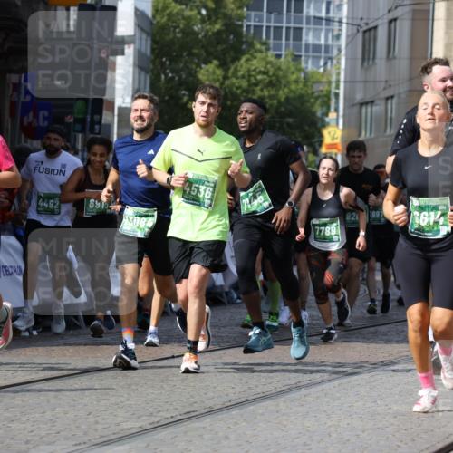 13.09.2026 - 21. swb-Marathon Bremen Strokosch-Dieckow http://msf.ph/oto/10353297 13.09.2026 13:33:15 Ziel 891, 1532, 2638, 3167, 3404, 3773, 3902, 4194, 4233, 4659, 5009, 5090, 5410, 5581, 5657, 5706, 5749, 5981, 6018, 6786, 6941, 7756, 8367, 8506, 9292, 9406, 9745, 9829, 10048, 13019, 13039, 13092, 13093, 13146, 13164, 13232, 13234, 13247, 831, 1124, 2283, 2980, 4052, 4219, 4243, 4492, 4536, 4543, 4565, 5040, 5560, 5660, 5726, 5861, 5862, 5914, 6256, 6421, 6597, 6614, 6777, 6882, 6915, 6997, 7145, 7421, 7789, 8093, 8177, 8501, 8599, 8602, 9206, 9616, 9856 meine-sportfotos.de