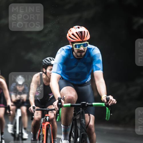 13.09.2026 - Stadtparktriathlon H.Heesch http://msf.ph/oto/10353311 13.09.2026 09:29:47 Radfahren 104, 117, 118, 128, 142, 147, 161, 188, 189, 201, 203 meine-sportfotos.de