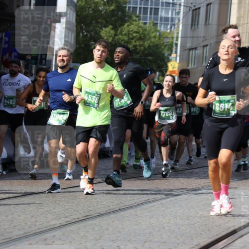 13.09.2026 - 21. swb-Marathon Bremen Strokosch-Dieckow http://msf.ph/oto/10353331 13.09.2026 13:33:15 Ziel 891, 1532, 2638, 3167, 3404, 3773, 3902, 4194, 4233, 4659, 5009, 5090, 5410, 5581, 5657, 5706, 5749, 5981, 6018, 6786, 6941, 7756, 8367, 8506, 9292, 9406, 9745, 9829, 10048, 13019, 13039, 13092, 13093, 13146, 13164, 13232, 13234, 13247, 831, 1124, 2283, 2980, 4052, 4219, 4243, 4492, 4536, 4543, 4565, 5040, 5560, 5660, 5726, 5861, 5862, 5914, 6256, 6421, 6597, 6614, 6777, 6882, 6915, 6997, 7145, 7421, 7789, 8093, 8177, 8501, 8599, 8602, 9206, 9616, 9856 meine-sportfotos.de