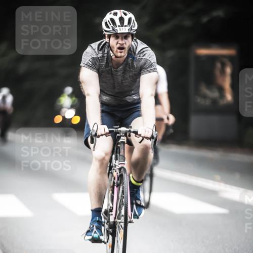 13.09.2026 - Stadtparktriathlon H.Heesch http://msf.ph/oto/10353342 13.09.2026 11:08:13 Radfahren 472, 479, 566, 573, 592, 629 meine-sportfotos.de