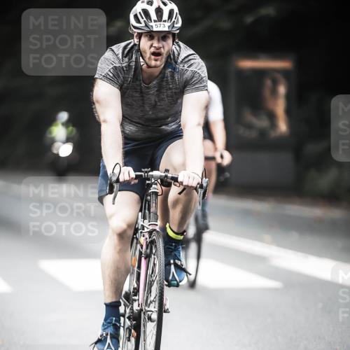 13.09.2026 - Stadtparktriathlon H.Heesch http://msf.ph/oto/10353351 13.09.2026 11:08:13 Radfahren 472, 479, 566, 573, 592, 629 meine-sportfotos.de