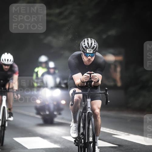 13.09.2026 - Stadtparktriathlon H.Heesch http://msf.ph/oto/10353357 13.09.2026 09:29:50 Radfahren 104, 117, 118, 128, 142, 147, 161, 188, 201, 203 meine-sportfotos.de