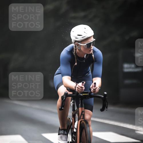 13.09.2026 - Stadtparktriathlon H.Heesch http://msf.ph/oto/10353388 13.09.2026 09:29:52 Radfahren 104, 117, 118, 128, 142, 147, 188, 201, 203 meine-sportfotos.de