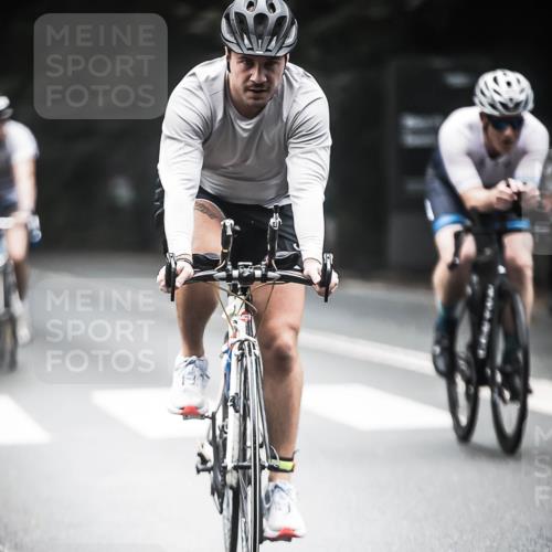 13.09.2026 - Stadtparktriathlon H.Heesch http://msf.ph/oto/10353403 13.09.2026 11:08:17 Radfahren 472, 479, 484, 566, 573, 592, 629 meine-sportfotos.de