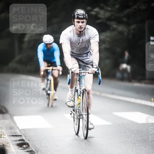13.09.2026 - Stadtparktriathlon H.Heesch http://msf.ph/oto/10353410 13.09.2026 11:08:19 Radfahren 472, 479, 484, 566, 573, 629 meine-sportfotos.de