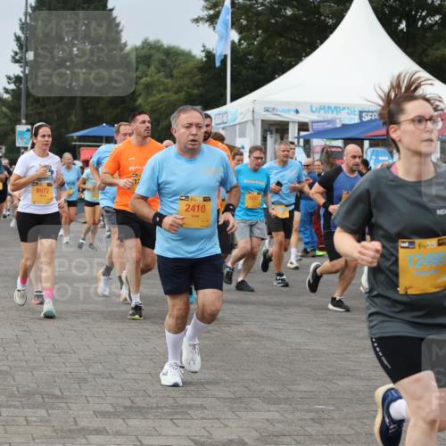 13.09.2026 - Kiel Lauf Andreas Tolksdorf http://msf.ph/oto/10353439 13.09.2026 09:57:07 Kiellinie 10720, 8977, 38, 2410, 1931, 1, 39, 12490 meine-sportfotos.de