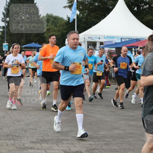 13.09.2026 - Kiel Lauf Andreas Tolksdorf http://msf.ph/oto/10353451 13.09.2026 09:57:07 Kiellinie 1072, 7925, 8977, 410, 10050, 931 meine-sportfotos.de