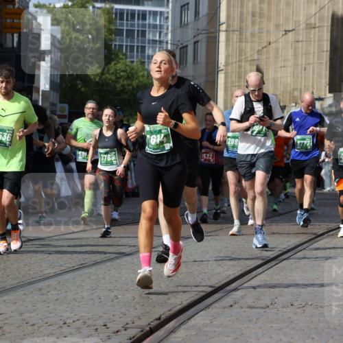 13.09.2026 - 21. swb-Marathon Bremen Strokosch-Dieckow http://msf.ph/oto/10353454 13.09.2026 13:33:16 Ziel 891, 1532, 2440, 2638, 2959, 3167, 3404, 3710, 3773, 3902, 4194, 4233, 4659, 5009, 5090, 5410, 5581, 5706, 5749, 5981, 6018, 6786, 6941, 7756, 7788, 8367, 8506, 9292, 9406, 9745, 9829, 10048, 13019, 13039, 13092, 13093, 13146, 13164, 13232, 13234, 13247, 831, 1124, 2980, 4052, 4219, 4243, 4492, 4536, 4543, 4565, 5040, 5560, 5660, 5726, 5861, 5862, 5914, 6256, 6421, 6597, 6614, 6777, 6844, 6882, 6915, 6997, 7145, 7421, 7789, 8093, 8177, 8501, 8599, 8602, 9206, 9616, 9856 meine-sportfotos.de