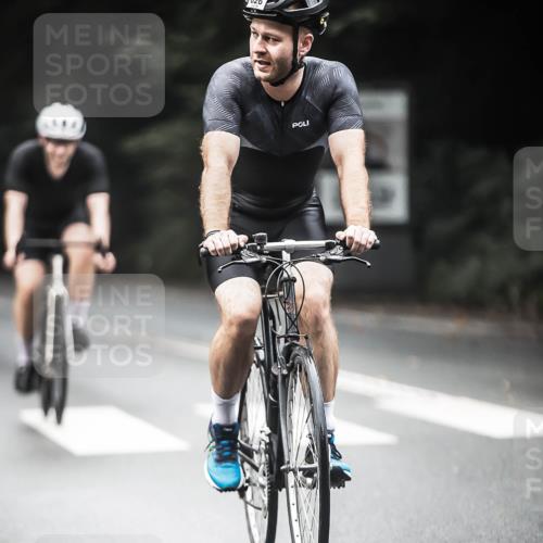 13.09.2026 - Stadtparktriathlon H.Heesch http://msf.ph/oto/10353473 13.09.2026 11:08:26 Radfahren 484, 569, 579, 626, 662, 663 meine-sportfotos.de