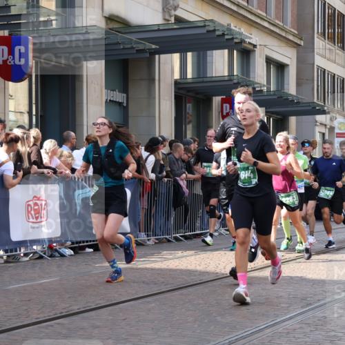 13.09.2026 - 21. swb-Marathon Bremen Strokosch-Dieckow http://msf.ph/oto/10353475 13.09.2026 13:33:00 Ziel 831, 1124, 2283, 2393, 2440, 2818, 2959, 2980, 3710, 4052, 4219, 4243, 4260, 4408, 4492, 4536, 4543, 4565, 5040, 5191, 5324, 5395, 5560, 5660, 5726, 5790, 5861, 5862, 5914, 5981, 6421, 6597, 6614, 6777, 6915, 6997, 7145, 7421, 7467, 7788, 7789, 7830, 8061, 8177, 8501, 8599, 8602, 9206, 9269, 9616, 9856, 13028, 13084, 13093, 13101, 891, 1437, 1532, 2638, 3167, 3404, 3773, 3895, 3902, 4194, 4233, 4659, 4862, 5009, 5090, 5398, 5581 meine-sportfotos.de