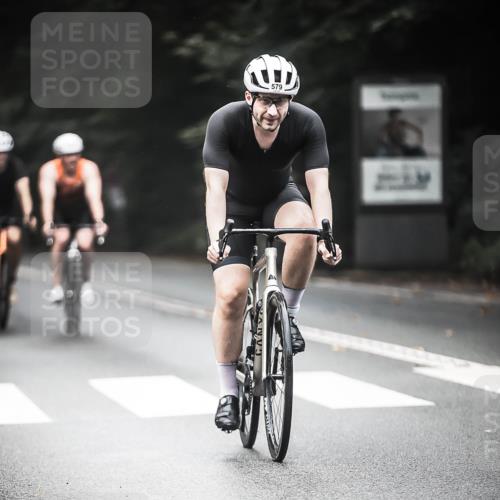 13.09.2026 - Stadtparktriathlon H.Heesch http://msf.ph/oto/10353476 13.09.2026 11:08:27 Radfahren 569, 579, 626, 662, 663 meine-sportfotos.de