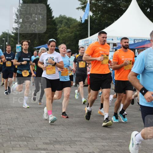 13.09.2026 - Kiel Lauf Andreas Tolksdorf http://msf.ph/oto/10353479 13.09.2026 09:57:08 Kiellinie 10720, 8977, 7925, 1336, 4712, 39, 2779, 78, 39, 2410, 10050 meine-sportfotos.de