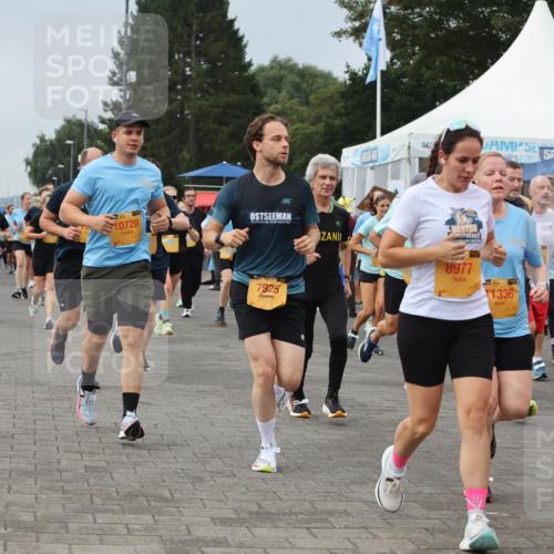 13.09.2026 - Kiel Lauf Andreas Tolksdorf http://msf.ph/oto/10353509 13.09.2026 09:57:09 Kiellinie 10720, 8977, 7925, 4, 3845, 11336, 143, 127 meine-sportfotos.de