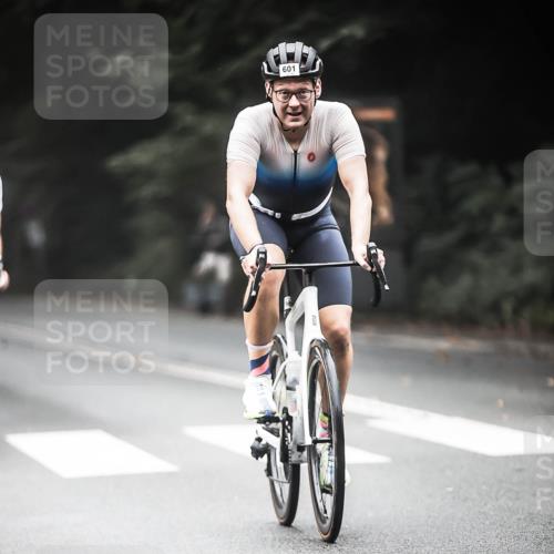 13.09.2026 - Stadtparktriathlon H.Heesch http://msf.ph/oto/10353568 13.09.2026 11:08:38 Radfahren 486, 562, 601, 684, 697, 698 meine-sportfotos.de