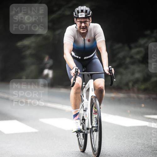 13.09.2026 - Stadtparktriathlon H.Heesch http://msf.ph/oto/10353573 13.09.2026 11:08:39 Radfahren 486, 562, 581, 601, 684, 697, 698 meine-sportfotos.de