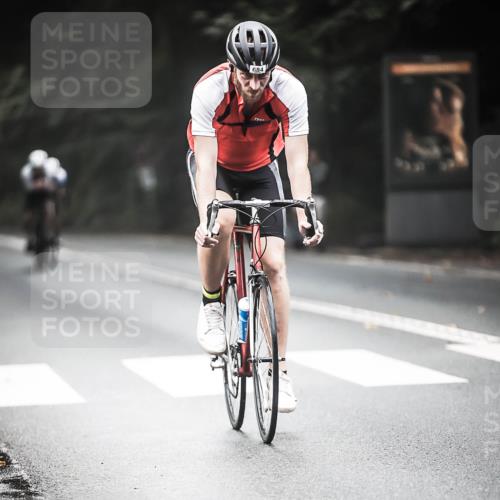 13.09.2026 - Stadtparktriathlon H.Heesch http://msf.ph/oto/10353577 13.09.2026 11:08:40 Radfahren 486, 562, 581, 601, 684, 697, 698 meine-sportfotos.de