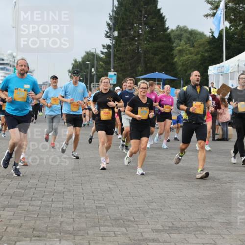 13.09.2026 - Kiel Lauf Andreas Tolksdorf http://msf.ph/oto/10353597 13.09.2026 09:57:11 Kiellinie 1532, 83, 9281, 3463, 1603, 9040 meine-sportfotos.de