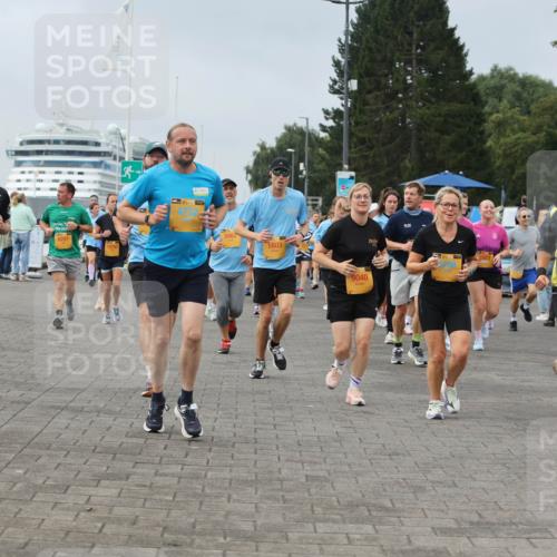 13.09.2026 - Kiel Lauf Andreas Tolksdorf http://msf.ph/oto/10353609 13.09.2026 09:57:12 Kiellinie 1532, 6287, 1, 39, 3463, 1603, 1, 39, 9281, 9040 meine-sportfotos.de