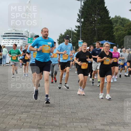 13.09.2026 - Kiel Lauf Andreas Tolksdorf http://msf.ph/oto/10353613 13.09.2026 09:57:12 Kiellinie 1532, 4463, 6287, 1603, 9040, 9281 meine-sportfotos.de