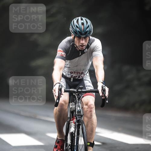 13.09.2026 - Stadtparktriathlon H.Heesch http://msf.ph/oto/10353627 13.09.2026 09:30:39 Radfahren 97, 174 meine-sportfotos.de