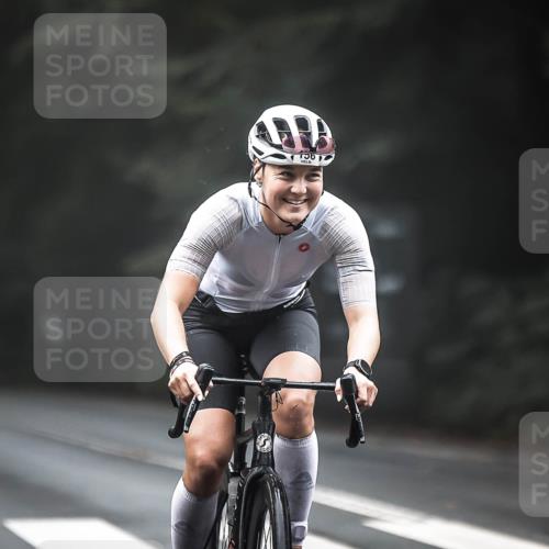 13.09.2026 - Stadtparktriathlon H.Heesch http://msf.ph/oto/10353631 13.09.2026 09:30:47 Radfahren 156 meine-sportfotos.de