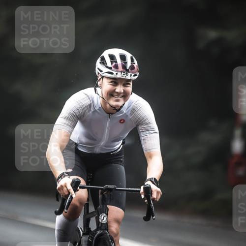 13.09.2026 - Stadtparktriathlon H.Heesch http://msf.ph/oto/10353633 13.09.2026 09:30:47 Radfahren 156 meine-sportfotos.de
