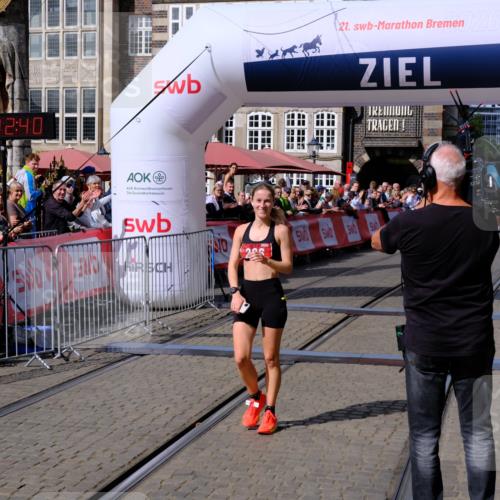 13.09.2026 - 21. swb-Marathon Bremen Tim E. http://msf.ph/oto/10353654 13.09.2026 12:43:28 Ziel  meine-sportfotos.de