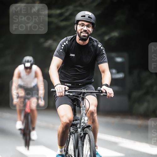 13.09.2026 - Stadtparktriathlon H.Heesch http://msf.ph/oto/10353681 13.09.2026 11:08:50 Radfahren 486, 504, 555, 581, 660, 676, 698 meine-sportfotos.de