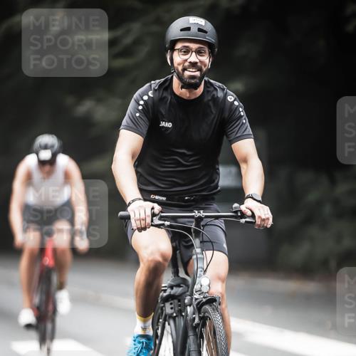 13.09.2026 - Stadtparktriathlon H.Heesch http://msf.ph/oto/10353690 13.09.2026 11:08:50 Radfahren 486, 504, 555, 581, 660, 676, 698 meine-sportfotos.de