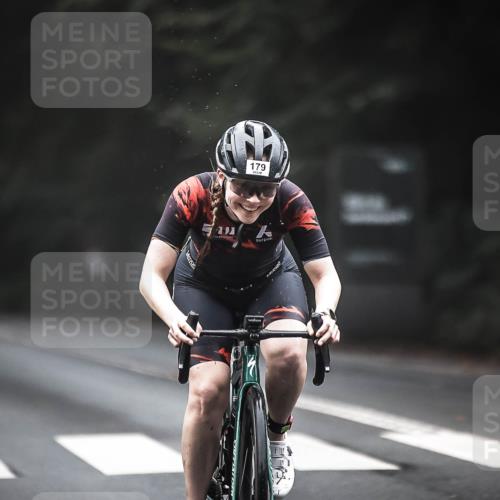 13.09.2026 - Stadtparktriathlon H.Heesch http://msf.ph/oto/10353738 13.09.2026 09:31:04 Radfahren 89, 146, 179 meine-sportfotos.de