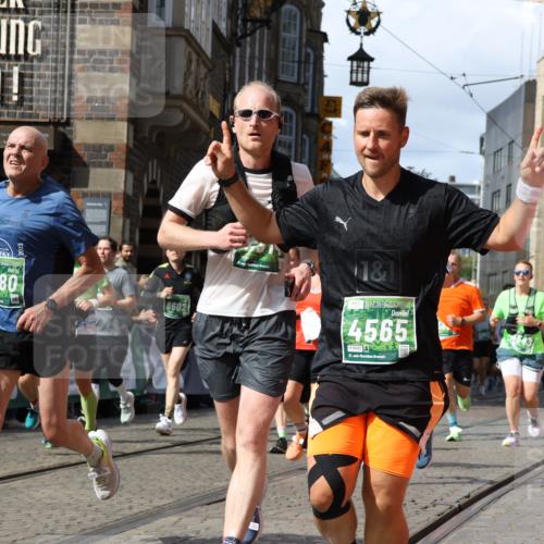 13.09.2026 - 21. swb-Marathon Bremen Strokosch-Dieckow http://msf.ph/oto/10353750 13.09.2026 13:33:21 Ziel 891, 1532, 2440, 2638, 2818, 2959, 3167, 3404, 3710, 3773, 3902, 4194, 4233, 4408, 4659, 5090, 5191, 5395, 5410, 5706, 5749, 5981, 6018, 6941, 7756, 7788, 7830, 8061, 9269, 9292, 9406, 9745, 9829, 10048, 13019, 13028, 13039, 13092, 13093, 13101, 13146, 13164, 13234, 13247, 2960, 3562, 4052, 4219, 4543, 5560, 5660, 5726, 5861, 5862, 6256, 6421, 6597, 6777, 6844, 6882, 6997, 7523, 7863, 8093, 8177, 8501, 8599, 8602, 8691, 9206, 9508, 10114, 13078 meine-sportfotos.de