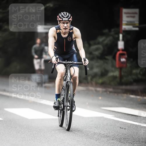 13.09.2026 - Stadtparktriathlon H.Heesch http://msf.ph/oto/10353751 13.09.2026 11:08:55 Radfahren 468, 504, 555, 660, 676 meine-sportfotos.de