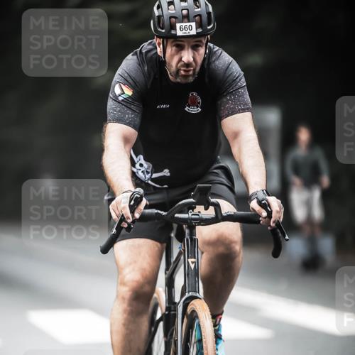 13.09.2026 - Stadtparktriathlon H.Heesch http://msf.ph/oto/10353777 13.09.2026 11:08:56 Radfahren 468, 504, 555, 660, 676 meine-sportfotos.de